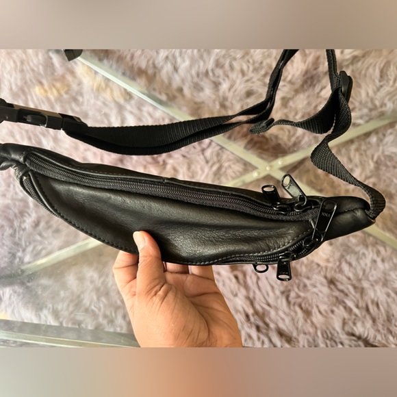 Bag Fanny pack Ykk black colors - Picture 8 of 9